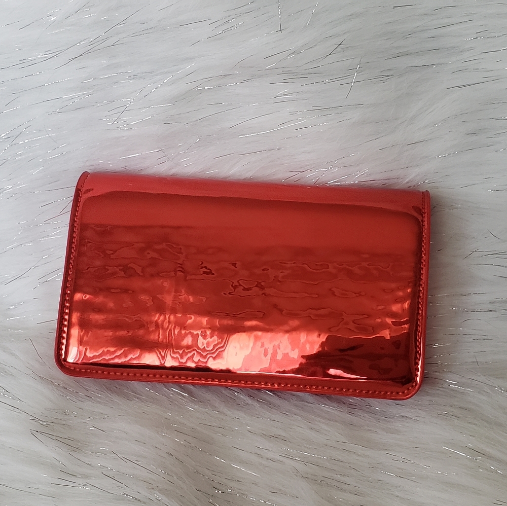 Urban Expressions Luxe Mirror Clutch